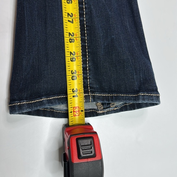 Buckle Black Fit No. 53 Bootcut Dark Wash Jeans Size 29x32 - Picture 6 of 11